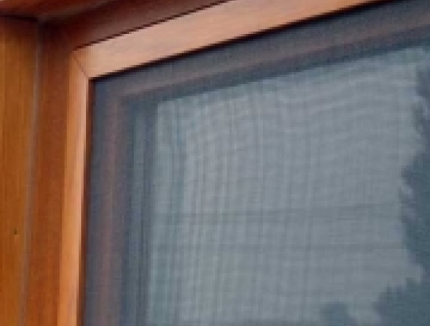 Szúnyogháló közelebbről, minőségi anyagokkal kivitelezve