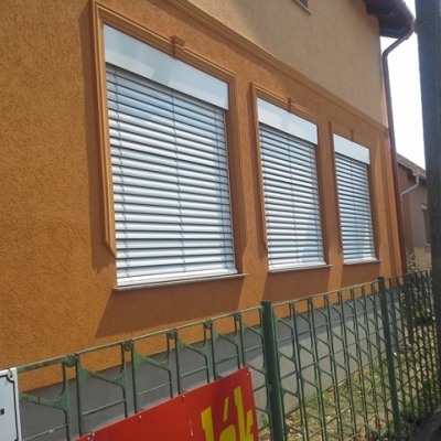 C lamellás zsaluzia 